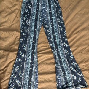 Floral Patterned Blue yoga Pants